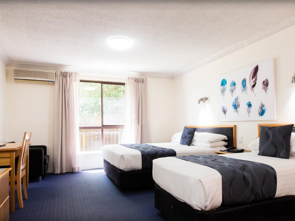 West End Motor Lodge Ориндж Экстерьер фото
